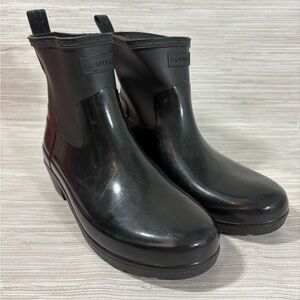 HUNTER WOMENS 7 ✨ Black Ankle Rain Boots small heel great condition